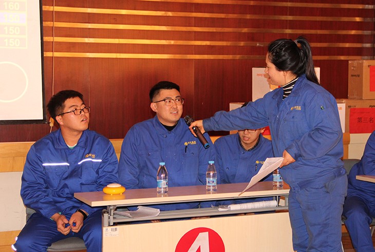 730選手答題.jpg